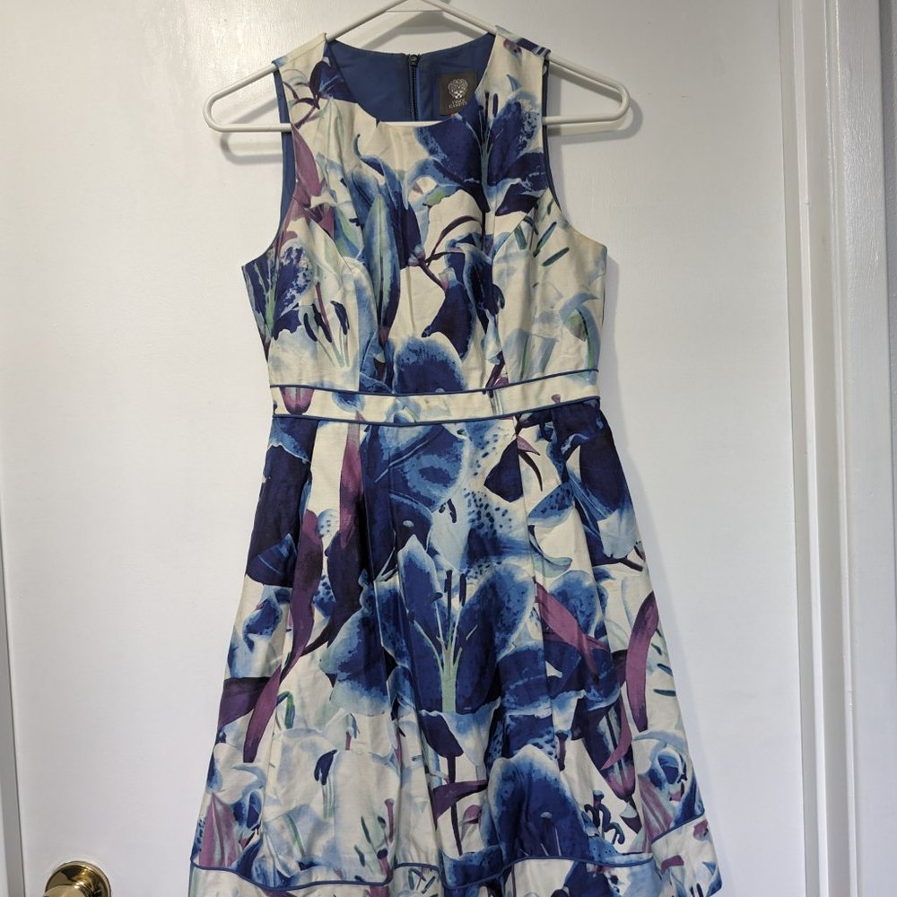 Vince Camuto Stretch Cotton Floral Dress with pockets - Size 2P